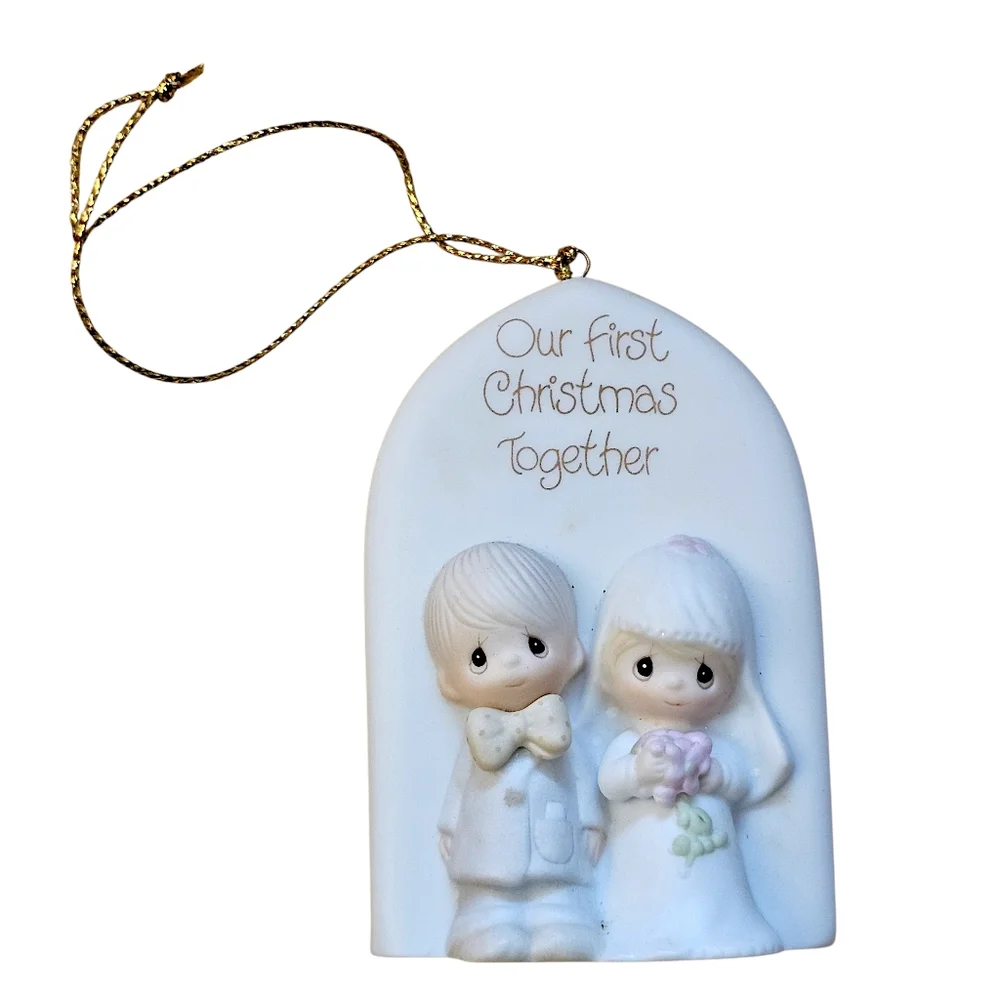 Precious Moments™ 1982 "Our First Christmas Together" Ornament #E-2385 - Picture 2 of 12